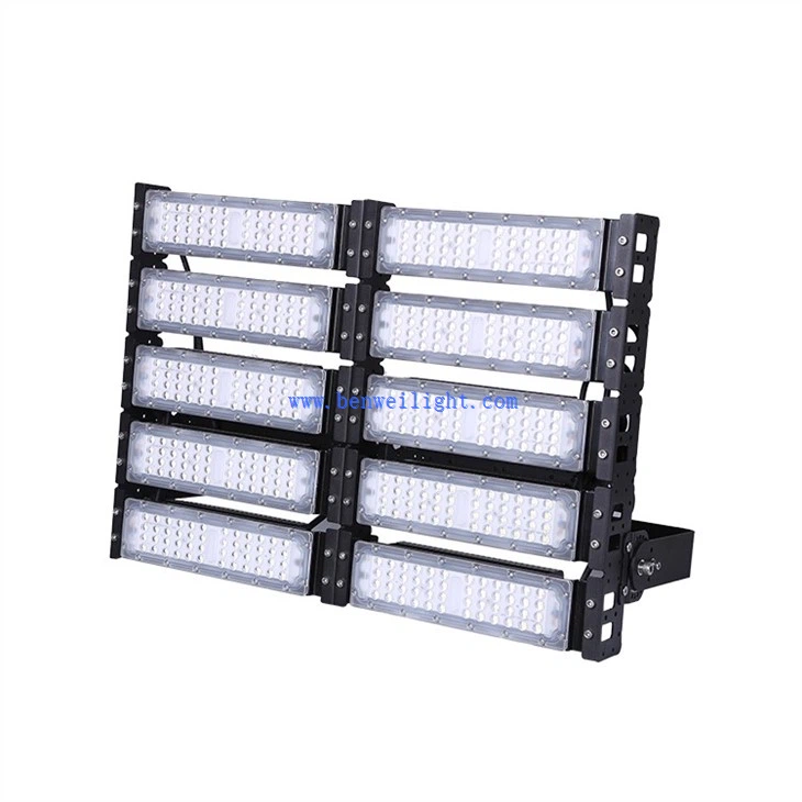 portable flood light sport